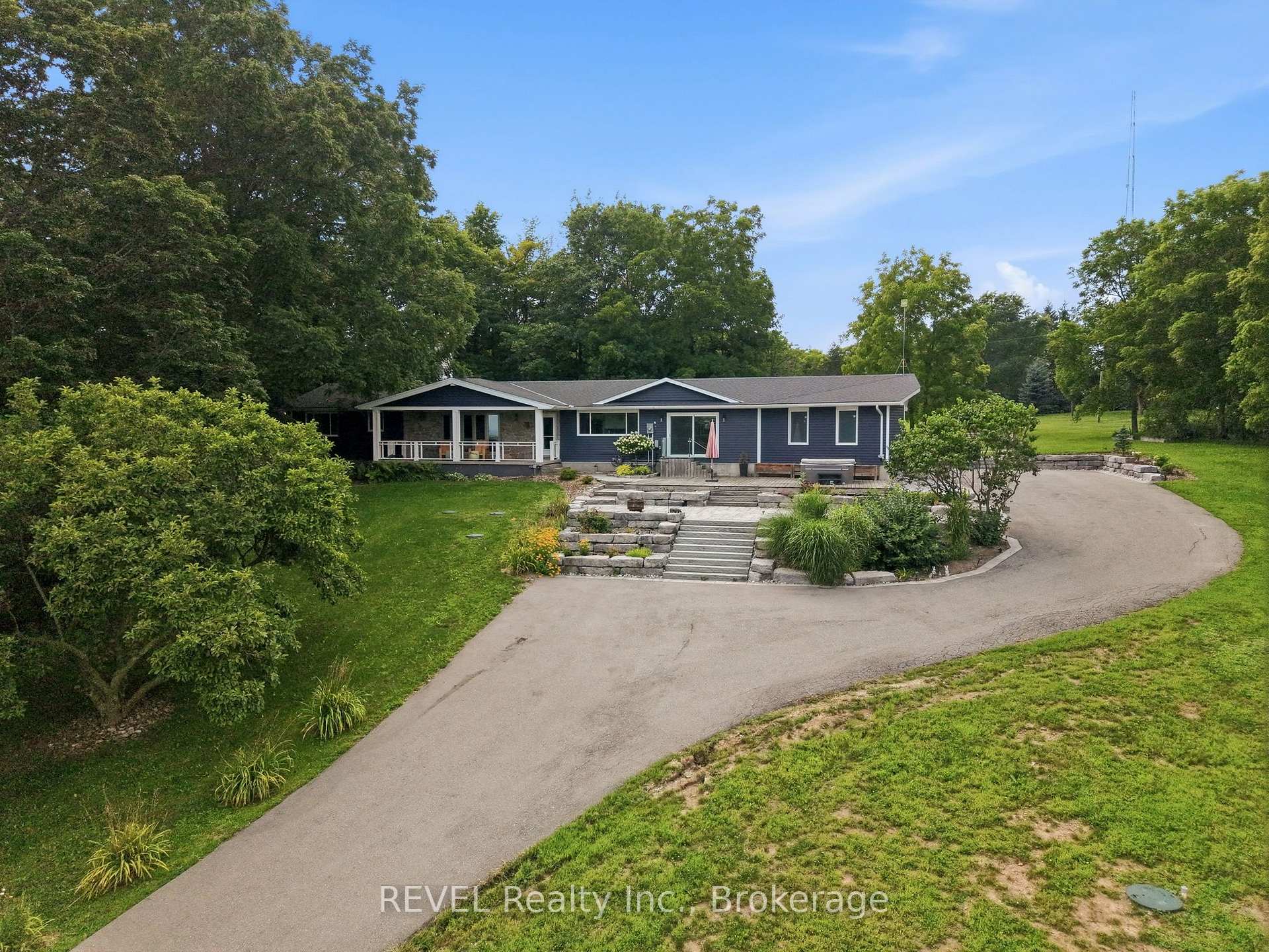 Photo 1 of 4030 Mountainview Road, Lincoln, Beamsville — HOMEH