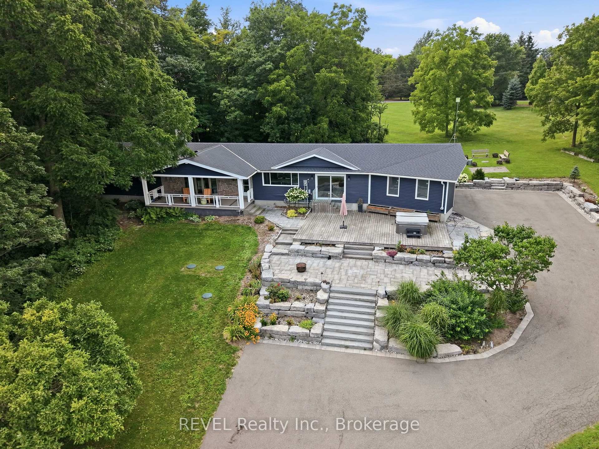 Photo 2 of 4030 Mountainview Road, Lincoln, Beamsville — HOMEH