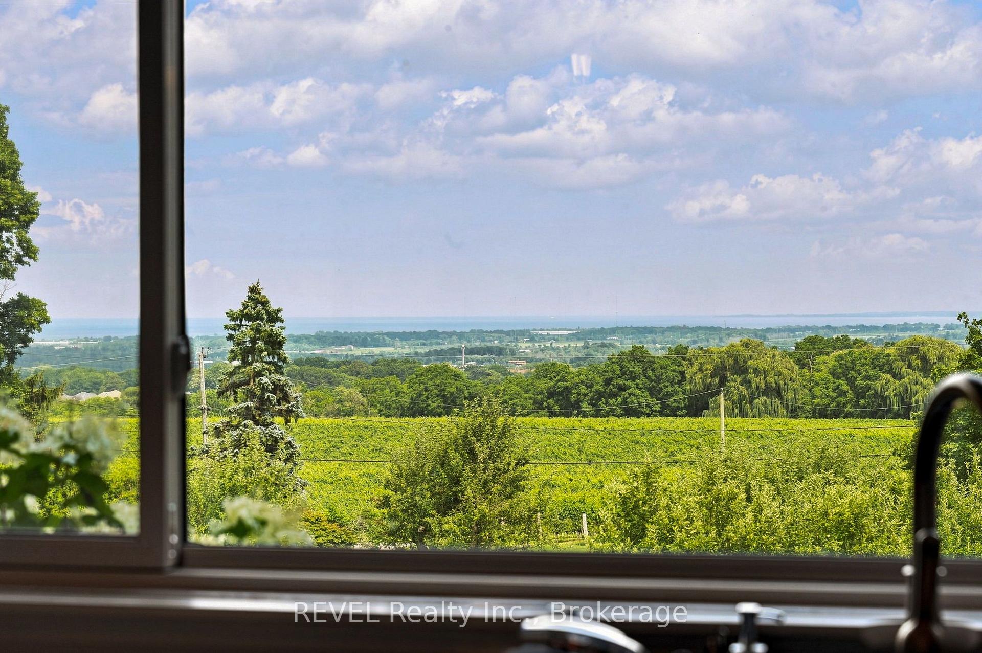 Photo 41 of 4030 Mountainview Road, Lincoln, Beamsville — HOMEH