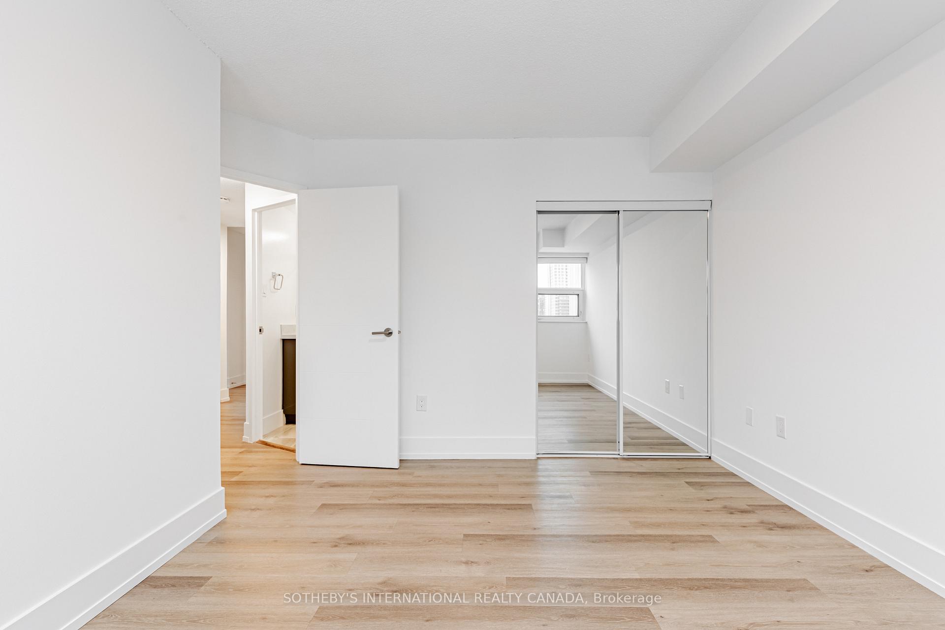 Photo 10 of Unit N0906, 201 Sherbourne Street, Toronto, Moss Park — HOMEH
