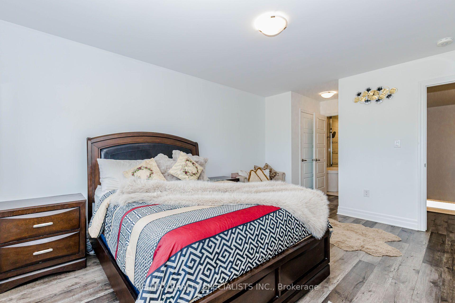Photo 20 of 455 Gordon Krantz Avenue, Milton, Ford — HOMEH