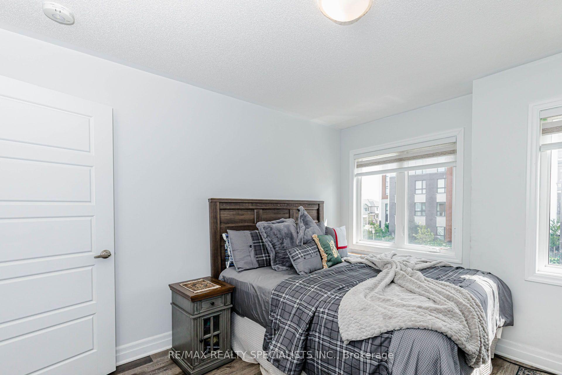 Photo 27 of 455 Gordon Krantz Avenue, Milton, Ford — HOMEH