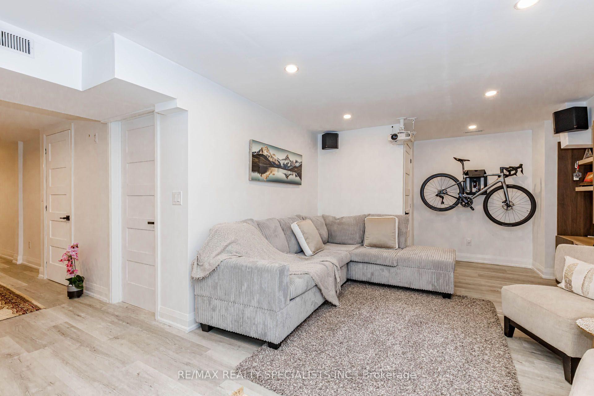 Photo 40 of 455 Gordon Krantz Avenue, Milton, Ford — HOMEH