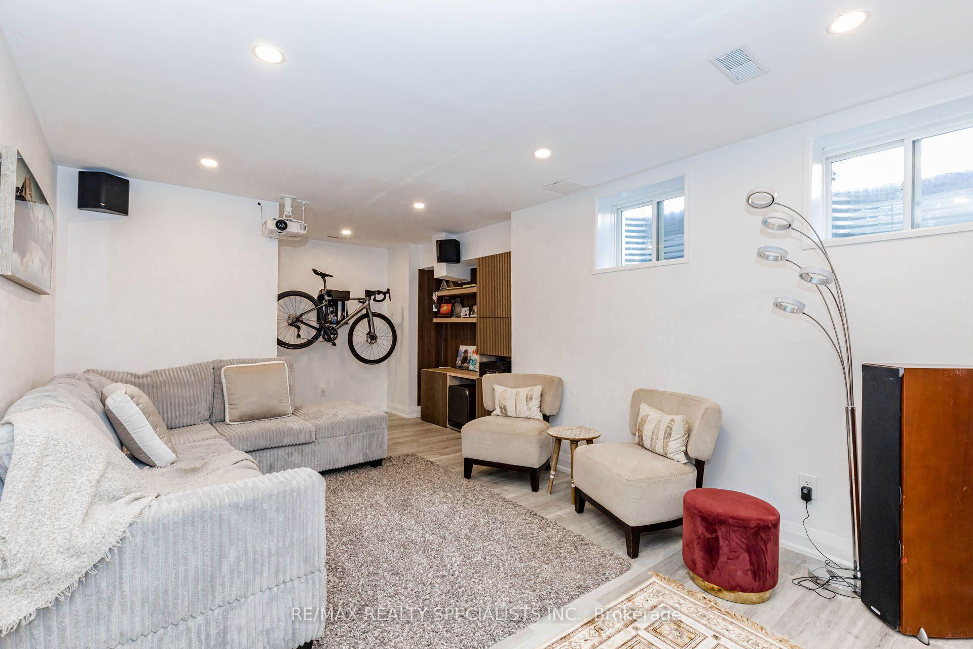 Photo 41 of 455 Gordon Krantz Avenue, Milton, Ford — HOMEH