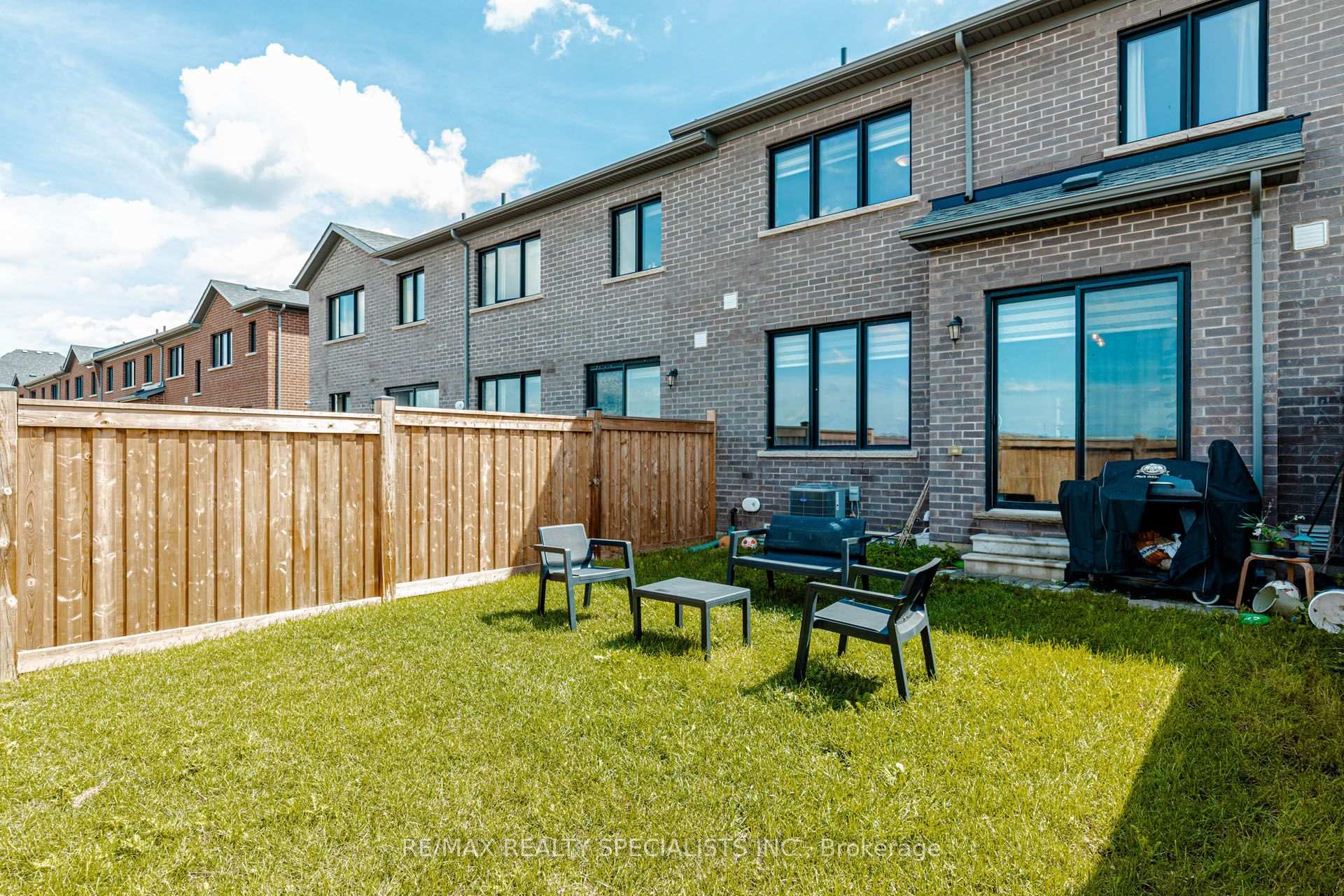 Photo 48 of 455 Gordon Krantz Avenue, Milton, Ford — HOMEH