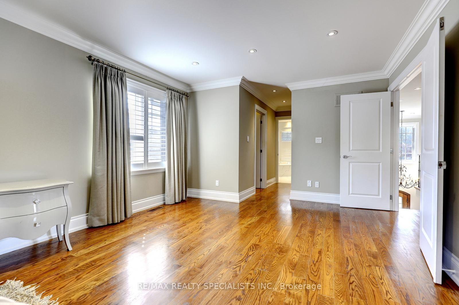 Photo 23 of 7 Fairlin Drive, Etobicoke, Islington-City Centre West — HOMEH