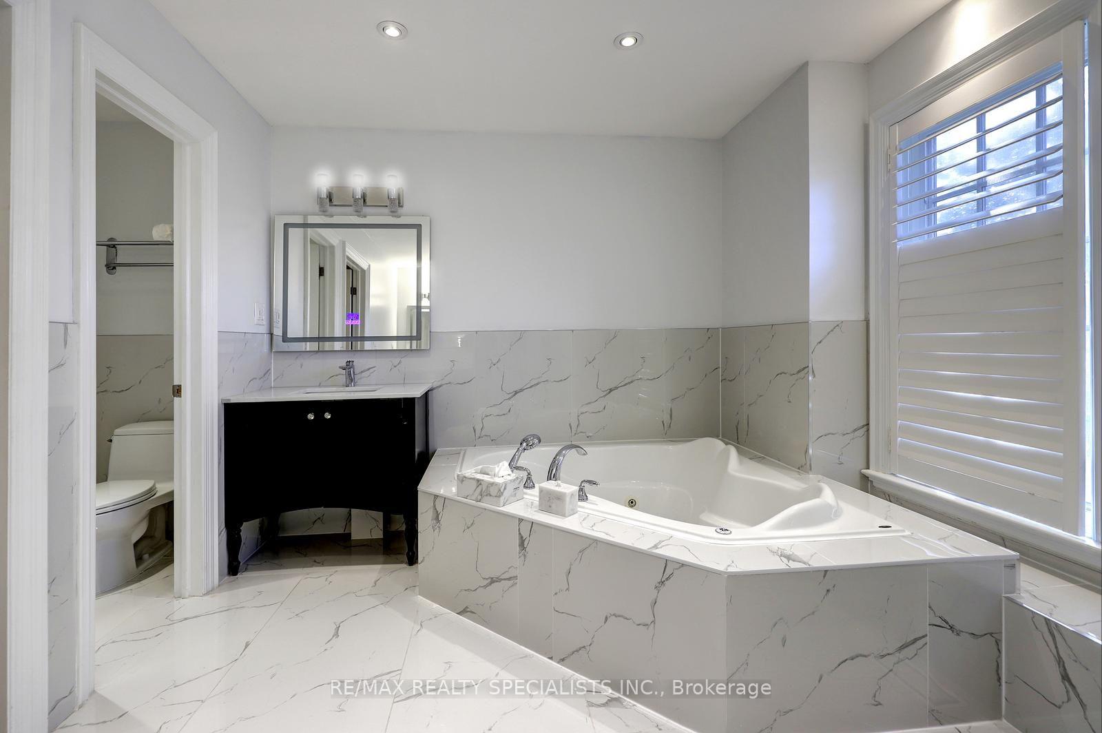 Photo 26 of 7 Fairlin Drive, Etobicoke, Islington-City Centre West — HOMEH
