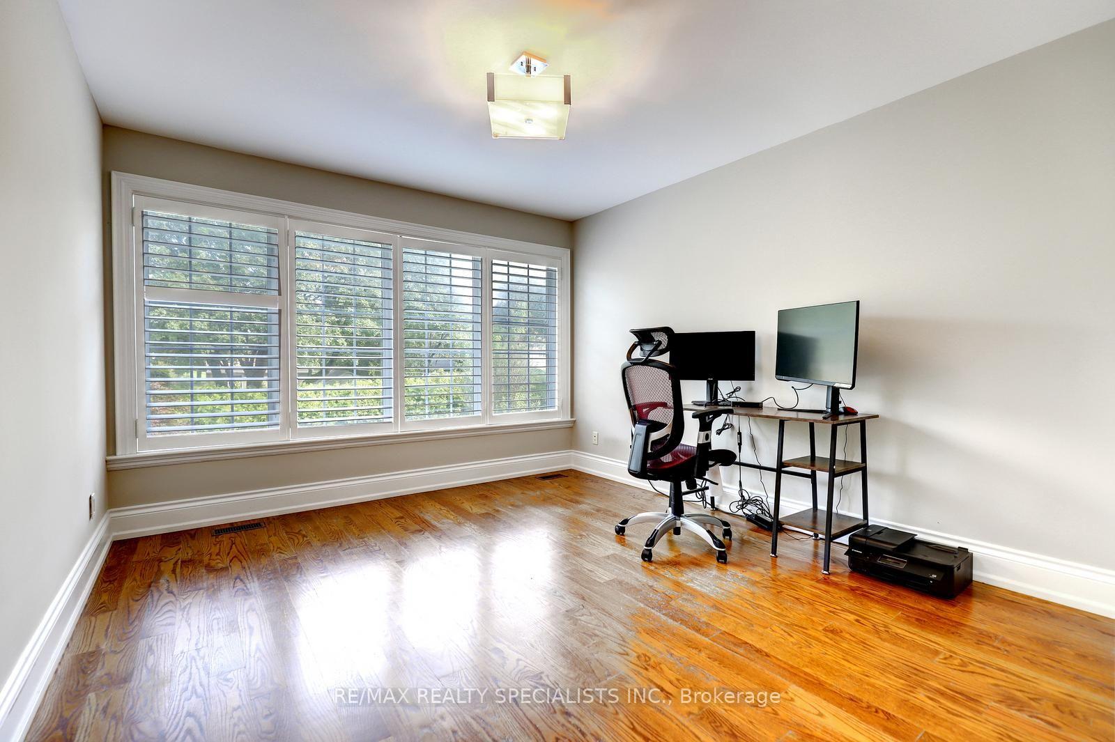 Photo 33 of 7 Fairlin Drive, Etobicoke, Islington-City Centre West — HOMEH