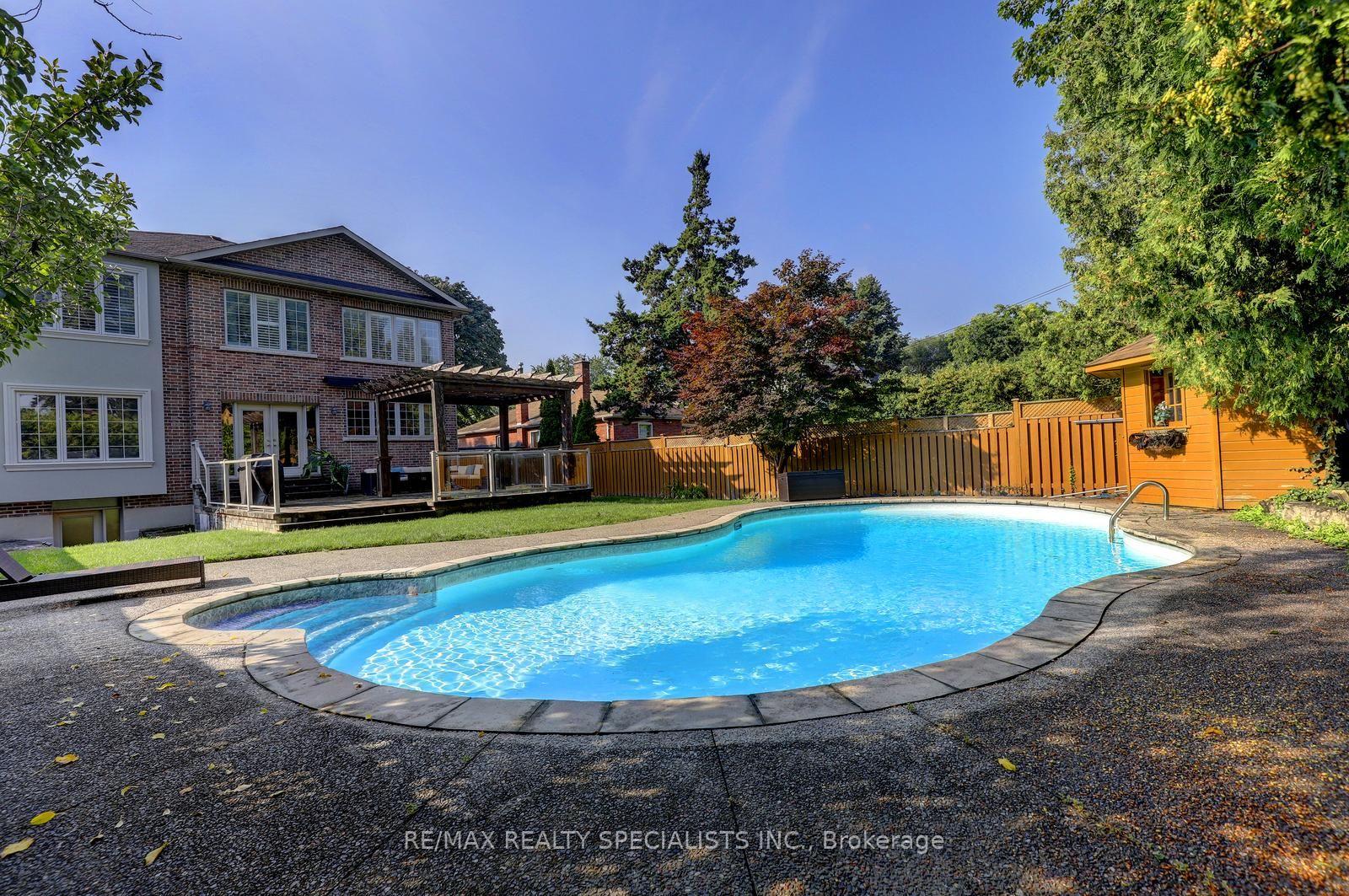 Photo 45 of 7 Fairlin Drive, Etobicoke, Islington-City Centre West — HOMEH