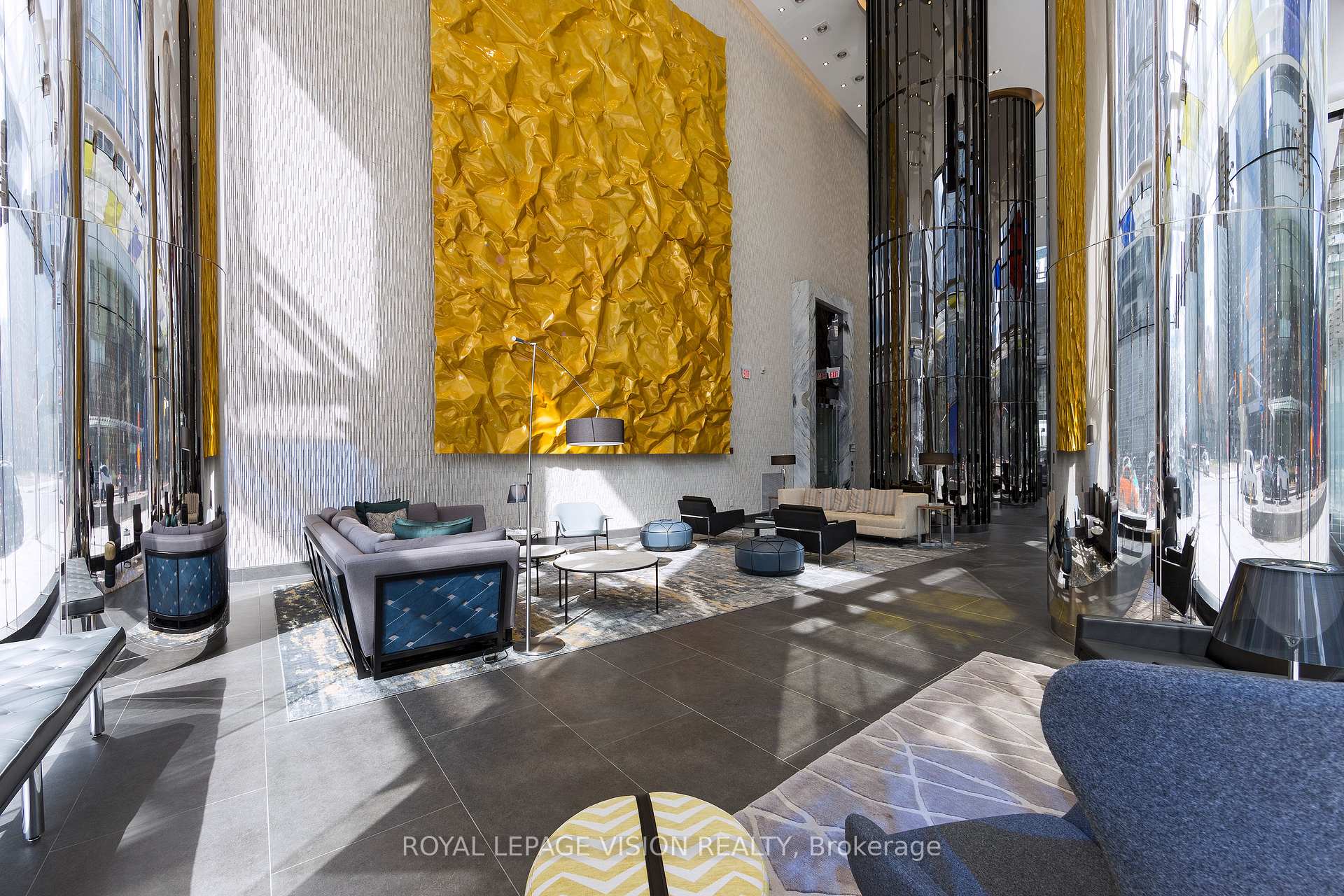 Photo 25 of Unit 5813, 10 York Street, Toronto, Waterfront Communities — HOMEH