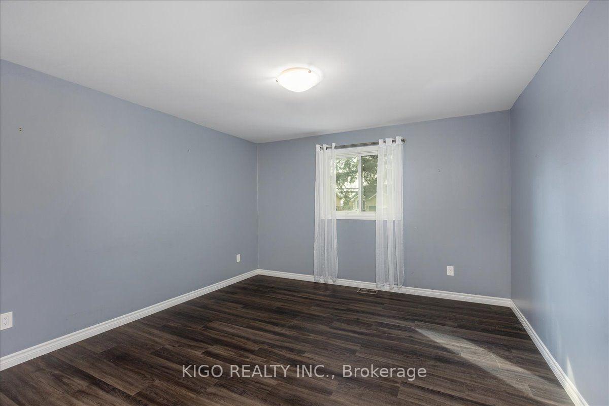 Photo 21 of Unit Upper, 5 Evelyn Avenue, Georgina, Historic Lakeshore Communities — HOMEH