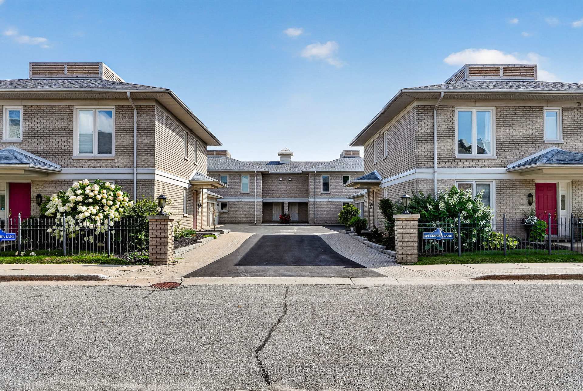 Photo 5 of Unit 2, 101 Marisa Lane, Cobourg — HOMEH