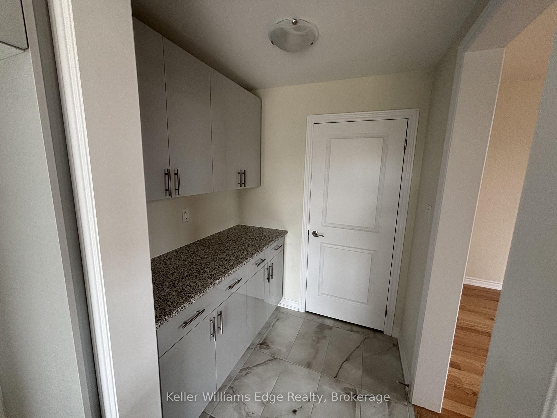 Photo 17 of 1 Postill Street, Brant, Paris — HOMEH