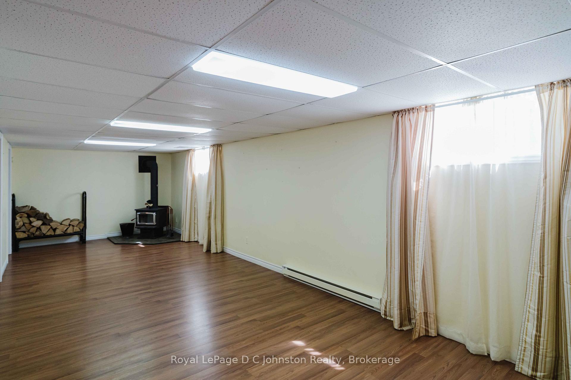 Photo 21 of 19 Smith Street, Kincardine — HOMEH