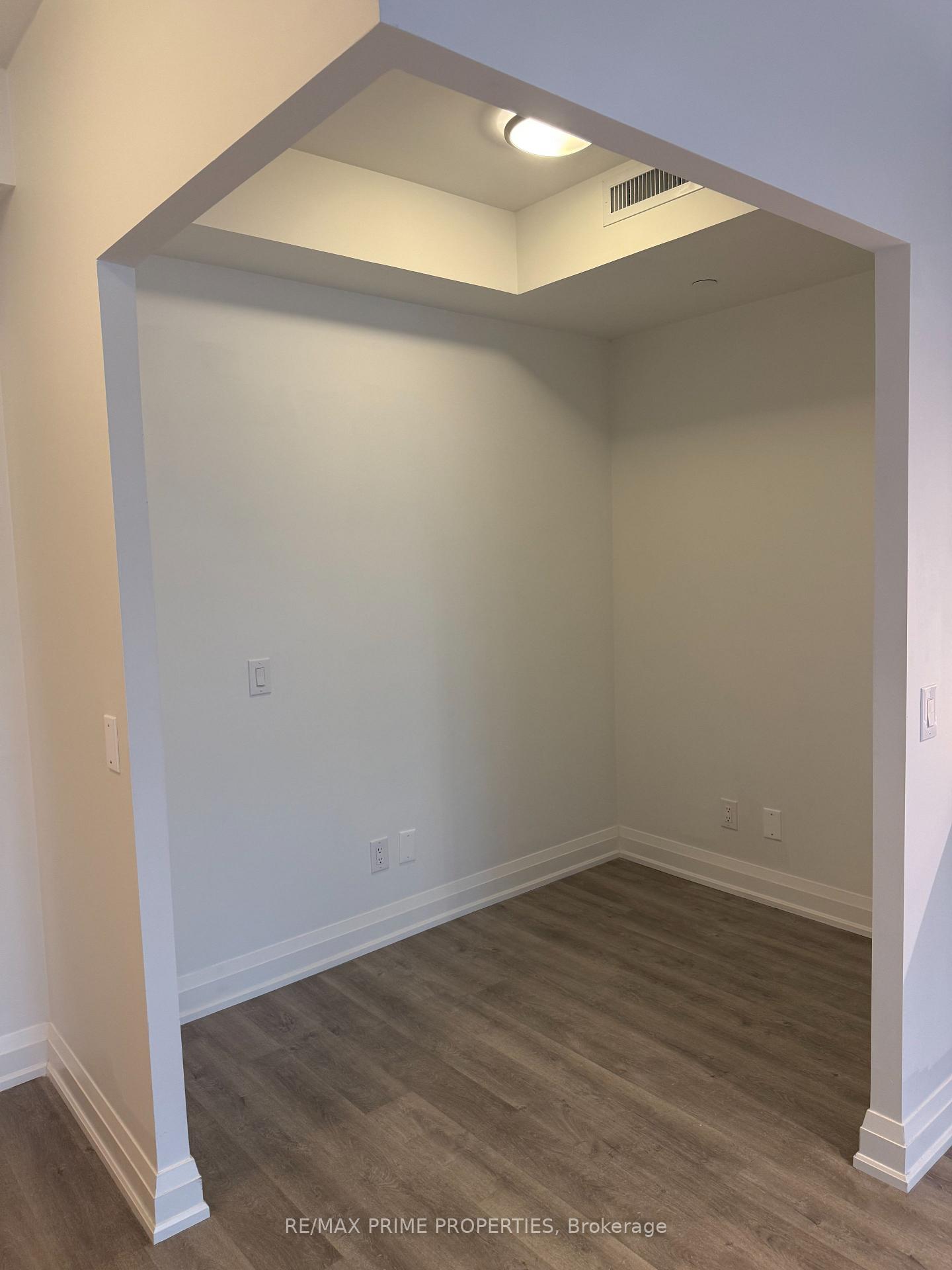 Photo 2 of Unit 807, 2369 Danforth Avenue, Toronto, East End-Danforth — HOMEH