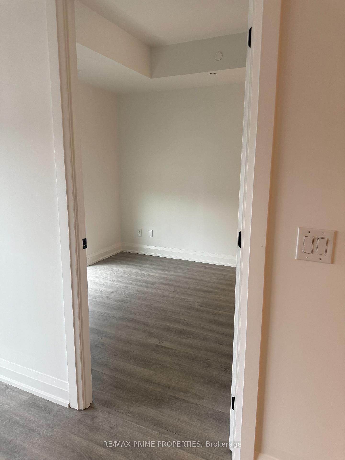 Photo 12 of Unit 807, 2369 Danforth Avenue, Toronto, East End-Danforth — HOMEH