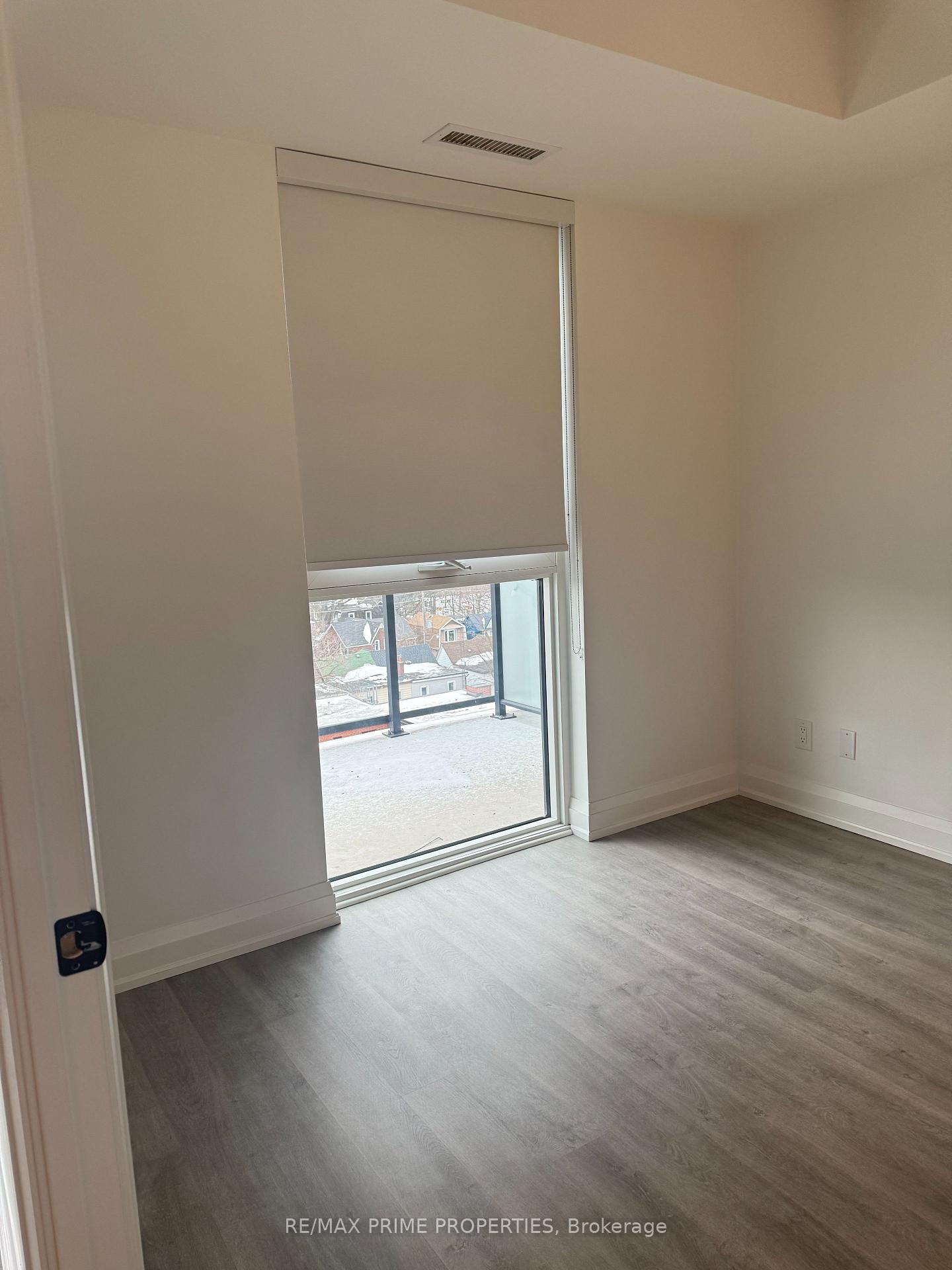 Photo 13 of Unit 807, 2369 Danforth Avenue, Toronto, East End-Danforth — HOMEH
