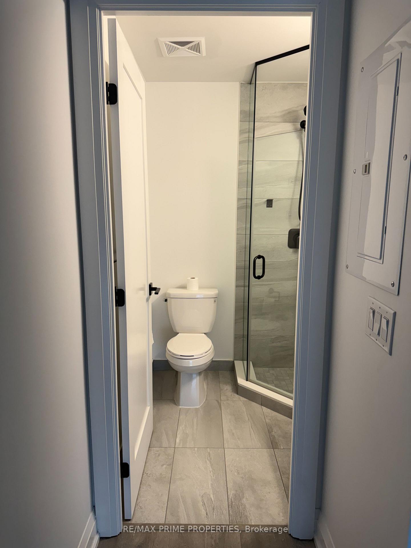Photo 15 of Unit 807, 2369 Danforth Avenue, Toronto, East End-Danforth — HOMEH