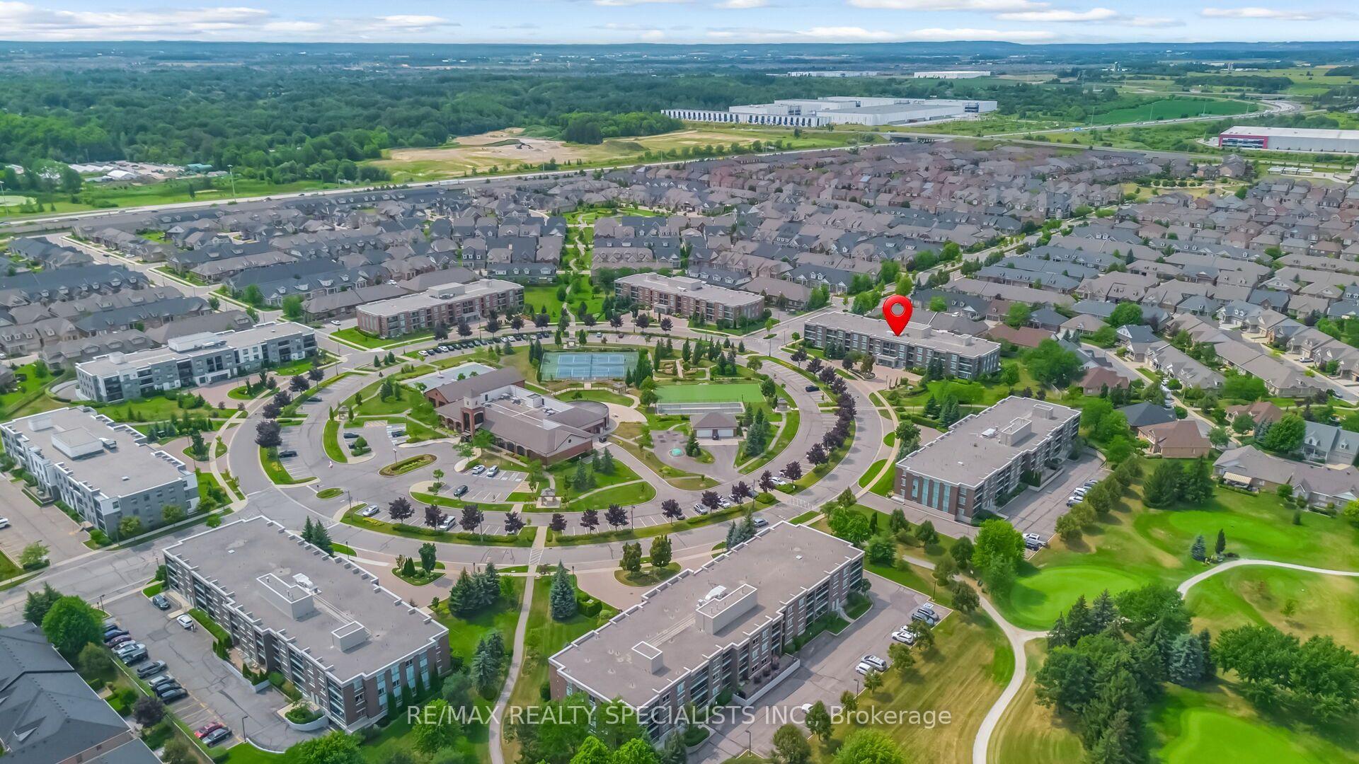 Photo 4 of Unit 314, 65 Via Rosedale, Brampton, Sandringham-Wellington — HOMEH
