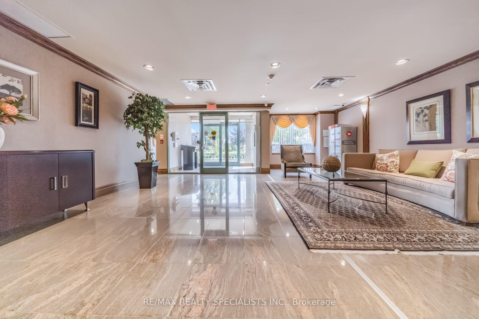 Photo 11 of Unit 314, 65 Via Rosedale, Brampton, Sandringham-Wellington — HOMEH