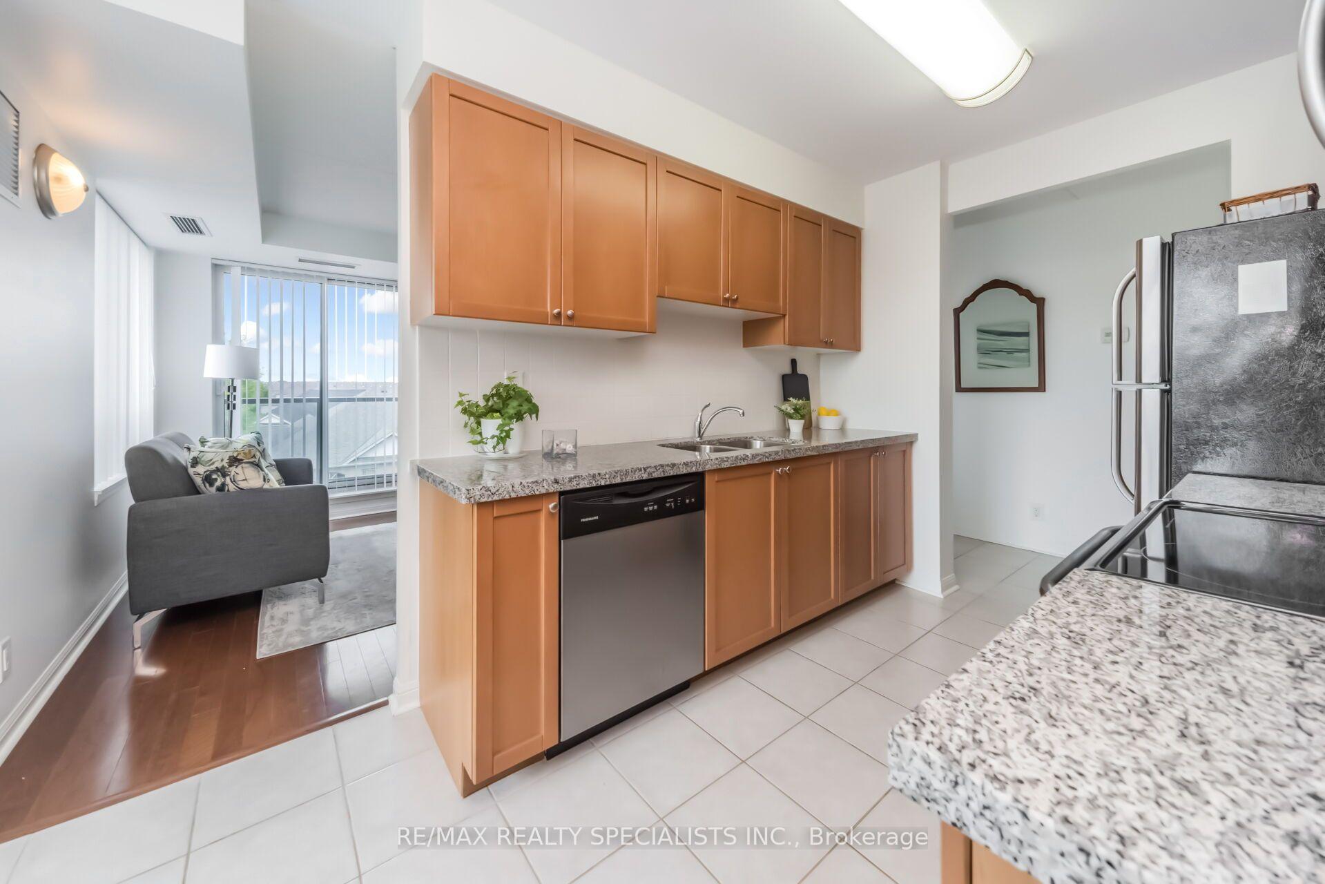 Photo 28 of Unit 314, 65 Via Rosedale, Brampton, Sandringham-Wellington — HOMEH