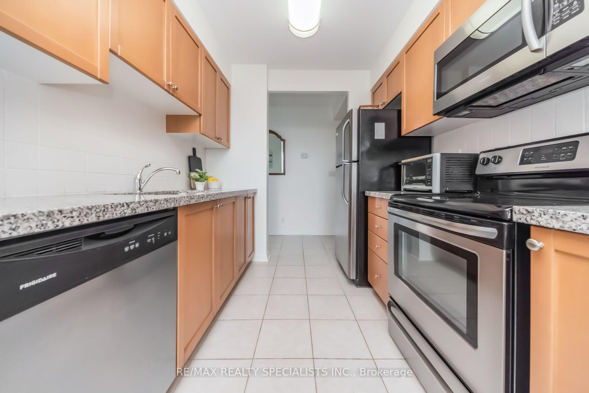 Photo 31 of Unit 314, 65 Via Rosedale, Brampton, Sandringham-Wellington — HOMEH