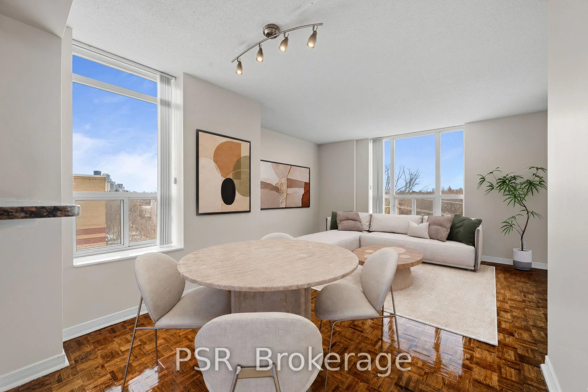 Photo of Unit 302, 515 Rosewell Avenue