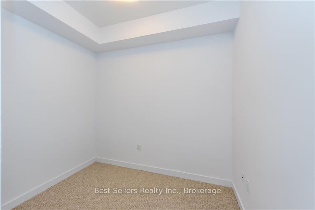 Photo 11 of Unit 208, 125 Shoreview Place, Hamilton, Lakeshore — HOMEH