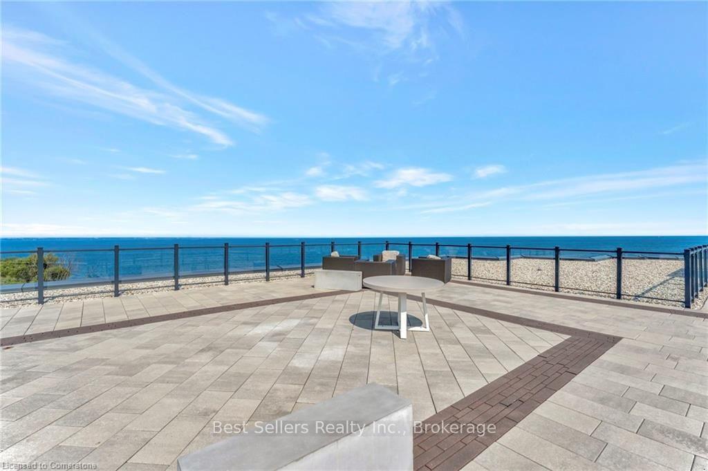 Photo 13 of Unit 208, 125 Shoreview Place, Hamilton, Lakeshore — HOMEH