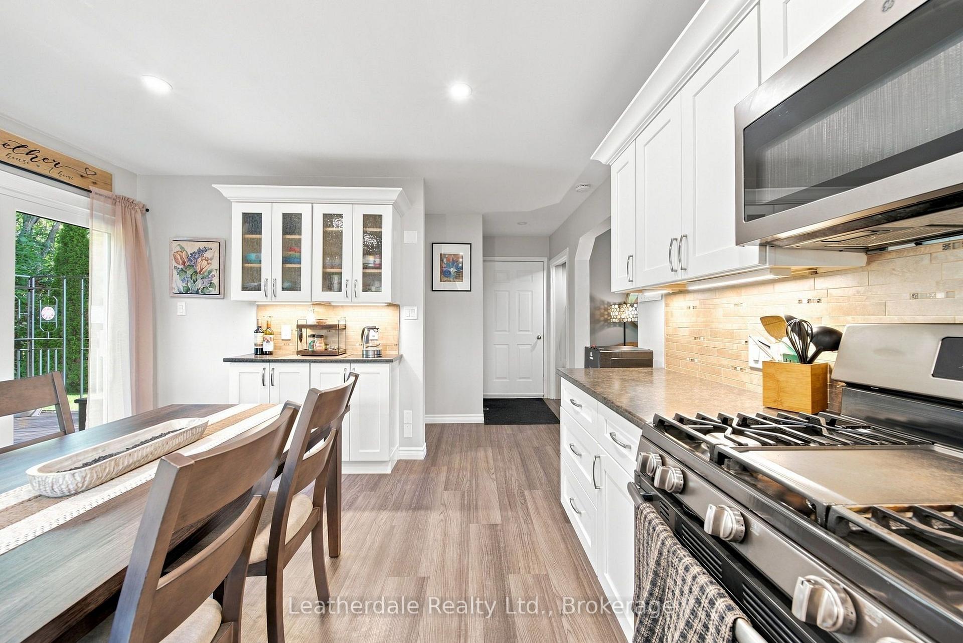 Photo 13 of 354 Arthur Street, Orillia — HOMEH