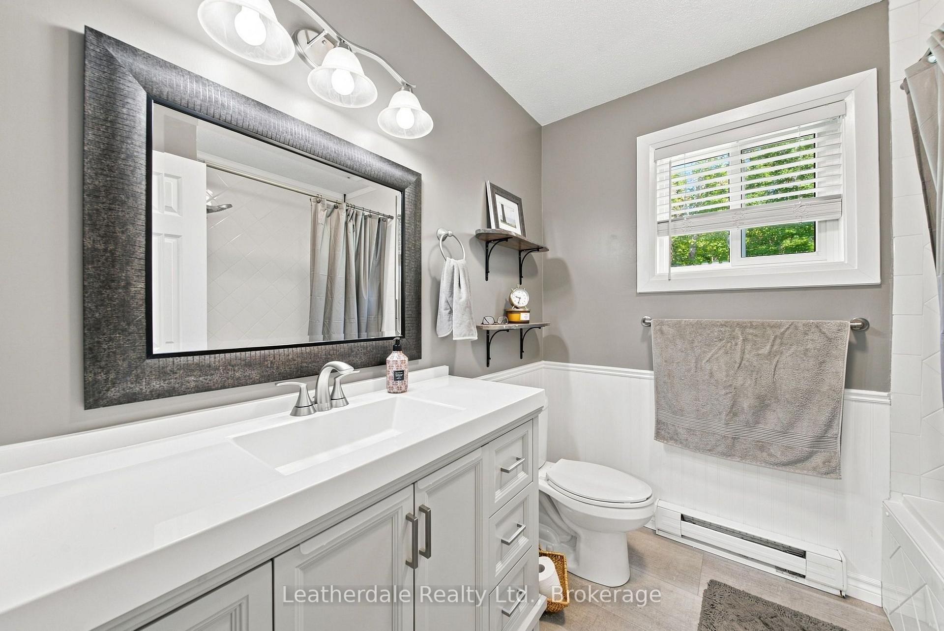 Photo 21 of 354 Arthur Street, Orillia — HOMEH