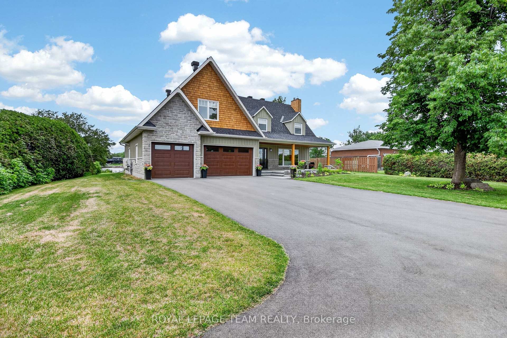 Photo 2 of 2710 River Road, Ottawa, Manotick East to Manotick Station — HOMEH