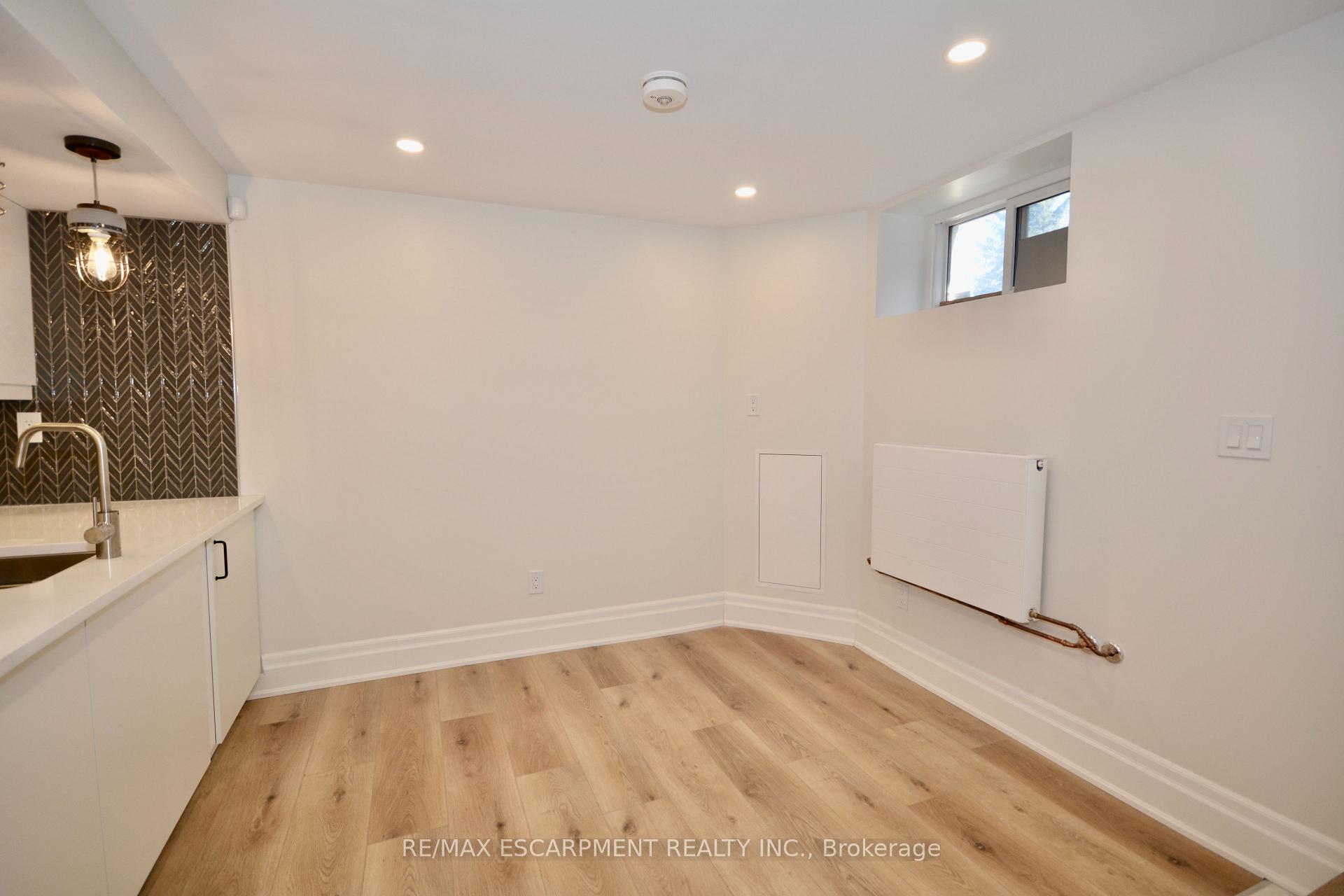Photo 7 of Unit LOWER, 17 Inverness Avenue W, Hamilton, Mountview — HOMEH