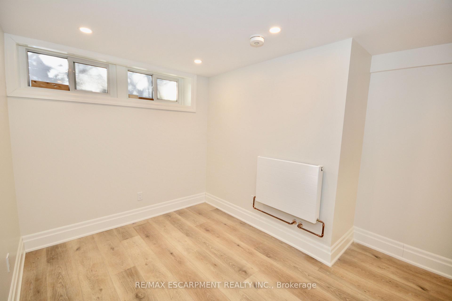 Photo 10 of Unit LOWER, 17 Inverness Avenue W, Hamilton, Mountview — HOMEH