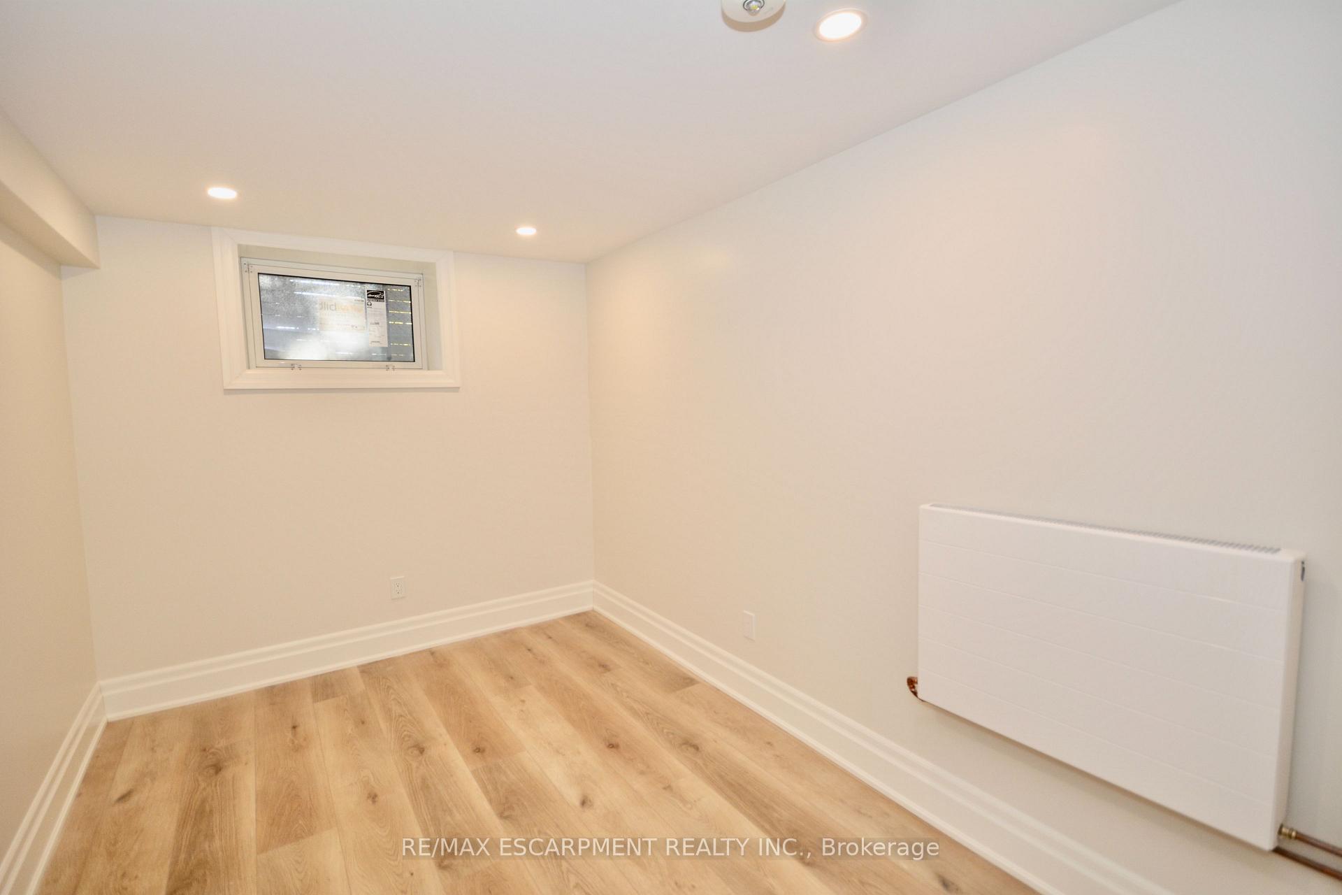 Photo 11 of Unit LOWER, 17 Inverness Avenue W, Hamilton, Mountview — HOMEH