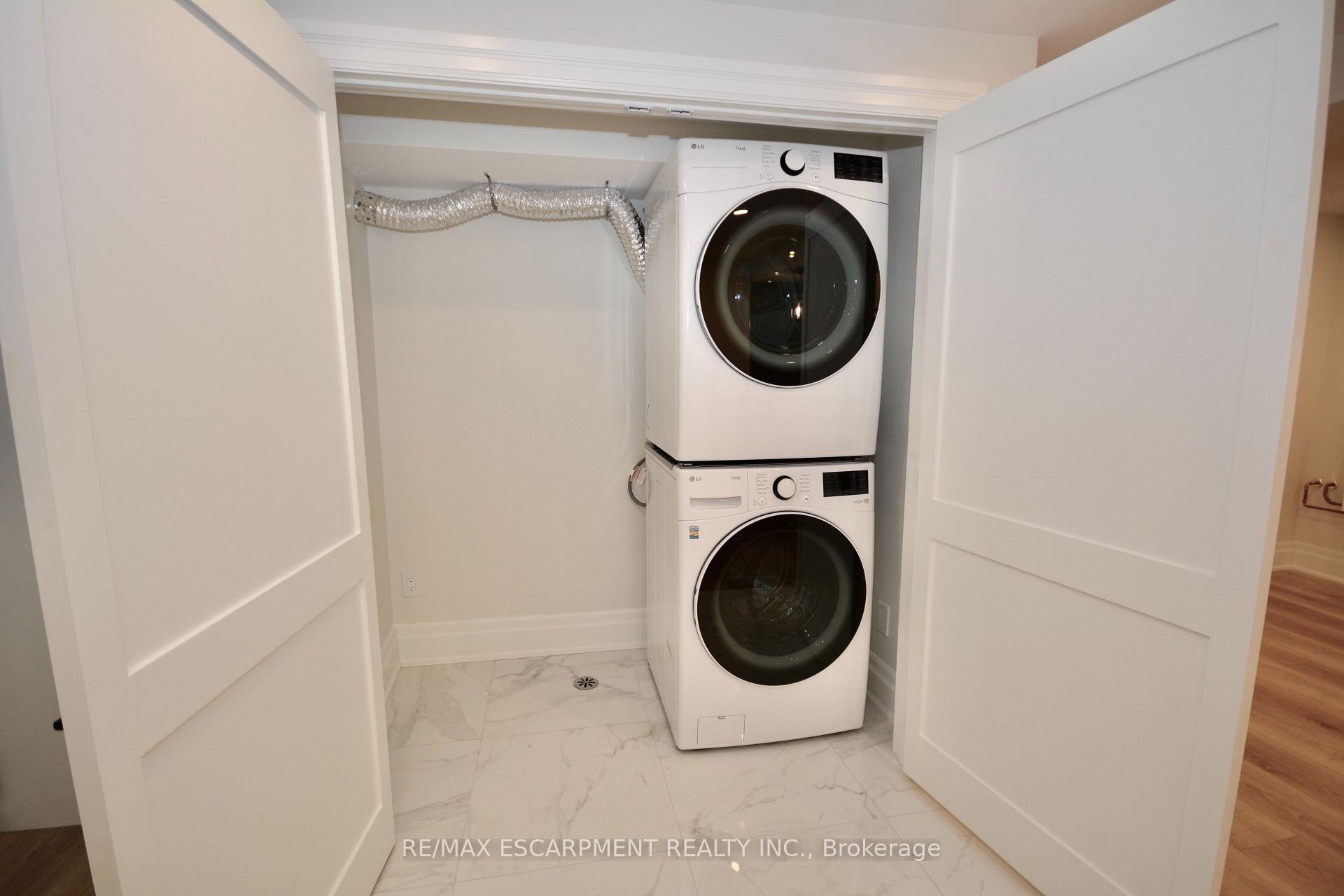 Photo 14 of Unit LOWER, 17 Inverness Avenue W, Hamilton, Mountview — HOMEH