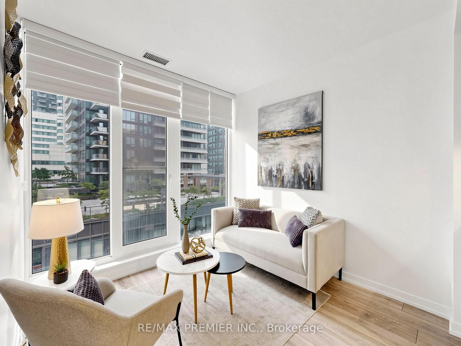 Photo 9 of Unit 1007, 55 Mercer Street, Toronto, Waterfront Communities — HOMEH