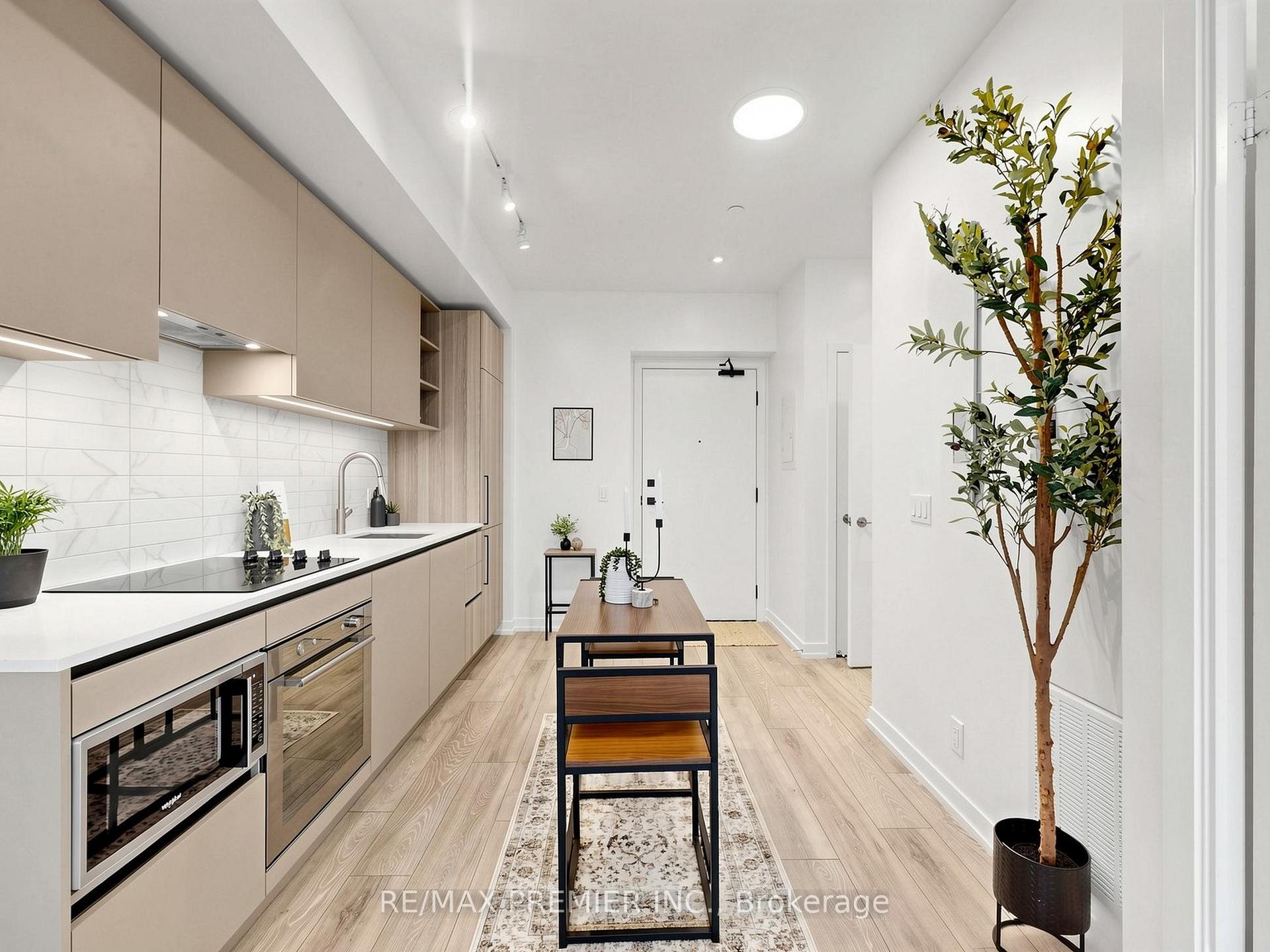 Photo 10 of Unit 1007, 55 Mercer Street, Toronto, Waterfront Communities — HOMEH