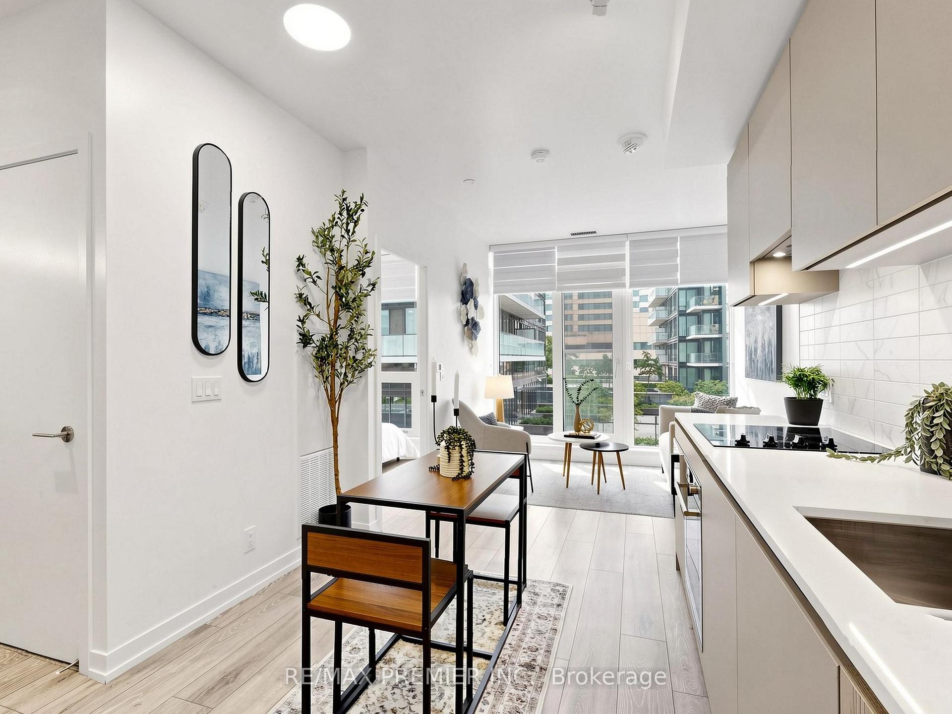 Photo 11 of Unit 1007, 55 Mercer Street, Toronto, Waterfront Communities — HOMEH