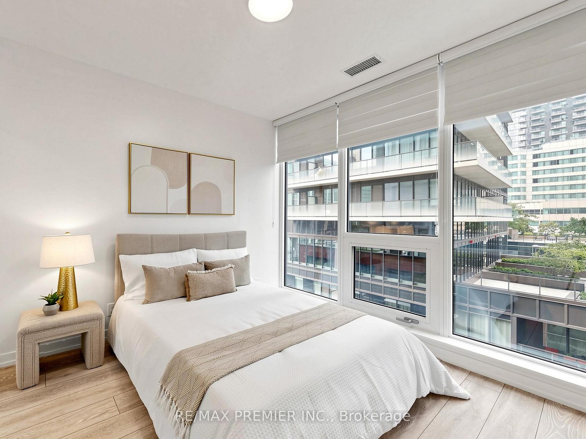 Photo 15 of Unit 1007, 55 Mercer Street, Toronto, Waterfront Communities — HOMEH