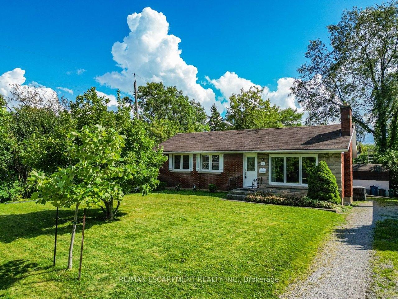 Photo 19 of 16 Byrne Boulevard, St. Catharines, Glendale/Glenridge — HOMEH