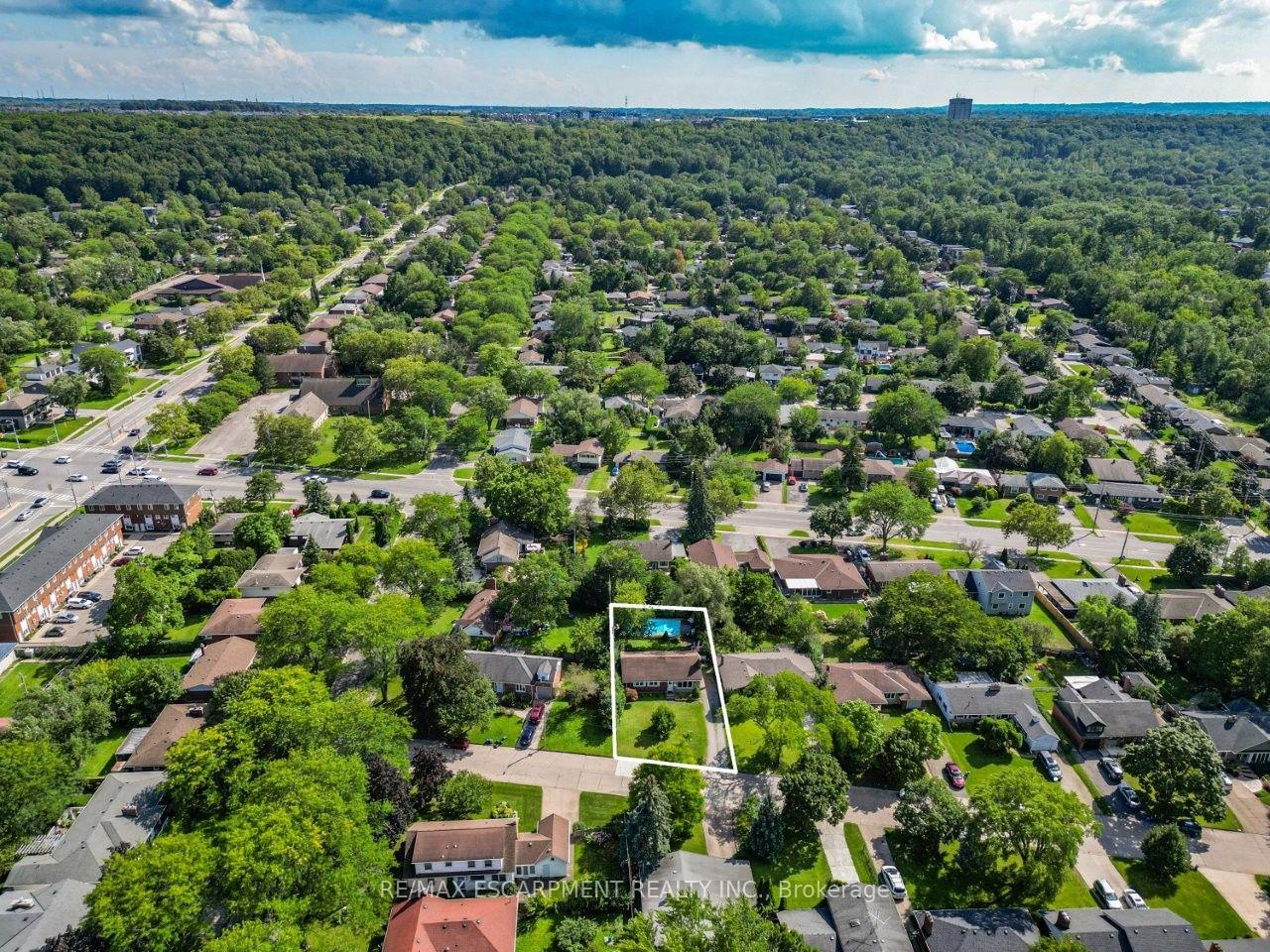 Photo 20 of 16 Byrne Boulevard, St. Catharines, Glendale/Glenridge — HOMEH