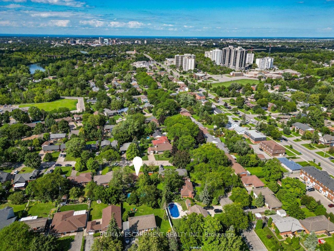 Photo 21 of 16 Byrne Boulevard, St. Catharines, Glendale/Glenridge — HOMEH