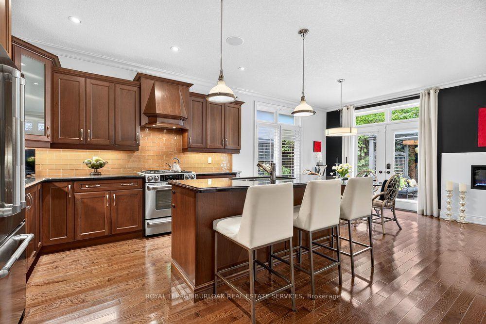 Photo 10 of Unit 13, 976 Shadeland Avenue, Burlington, LaSalle — HOMEH