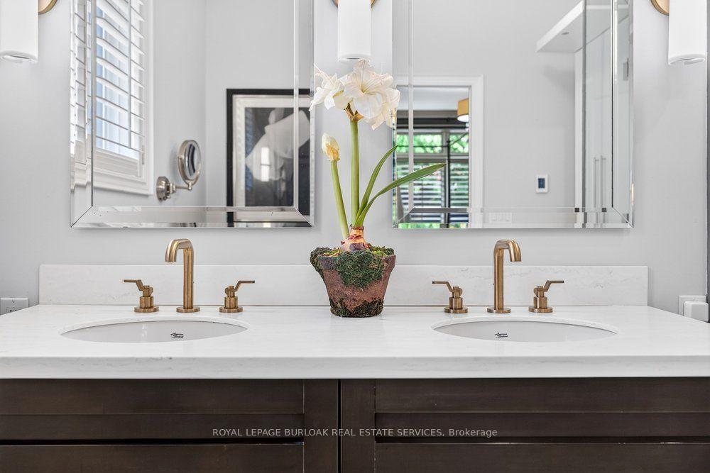 Photo 19 of Unit 13, 976 Shadeland Avenue, Burlington, LaSalle — HOMEH