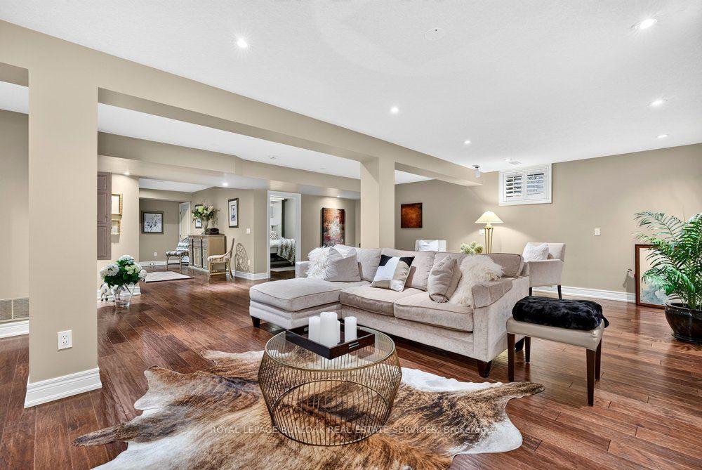 Photo 25 of Unit 13, 976 Shadeland Avenue, Burlington, LaSalle — HOMEH