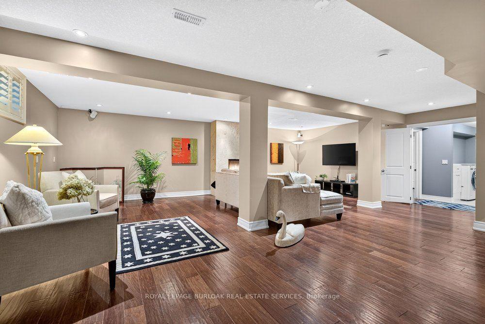 Photo 27 of Unit 13, 976 Shadeland Avenue, Burlington, LaSalle — HOMEH