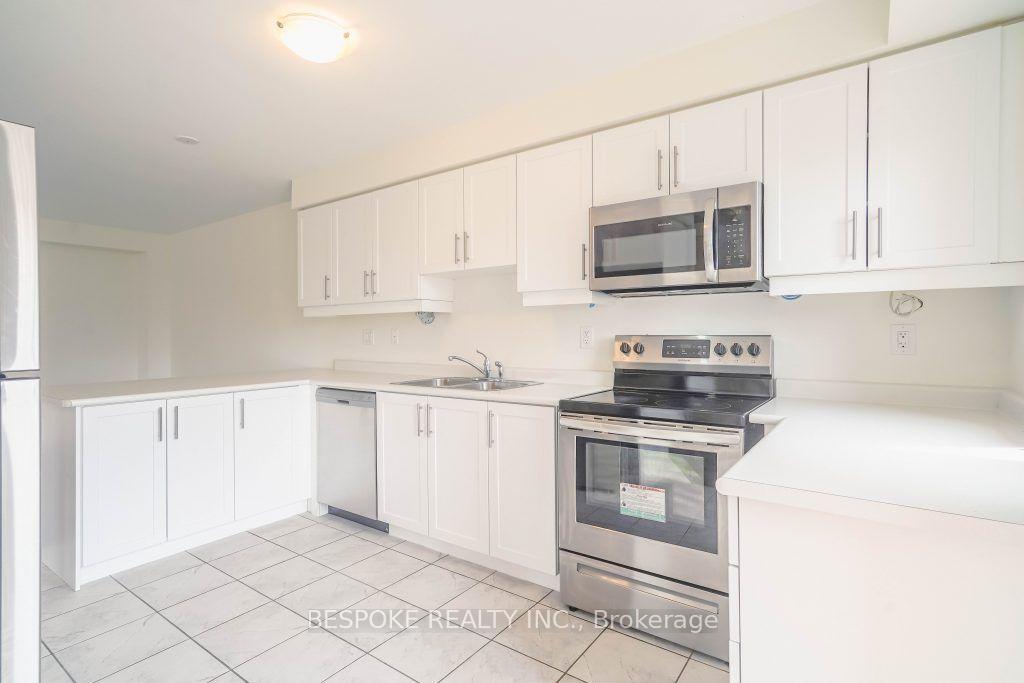 Photo 16 of 38 Goldeye Street E, Whitby, Rural Whitby — HOMEH