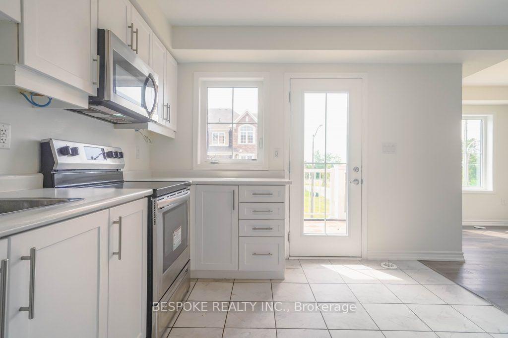Photo 19 of 38 Goldeye Street E, Whitby, Rural Whitby — HOMEH