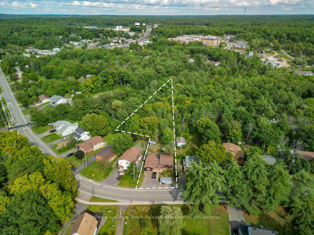 Photo 3 of 30A Forest Street, Parry Sound — HOMEH